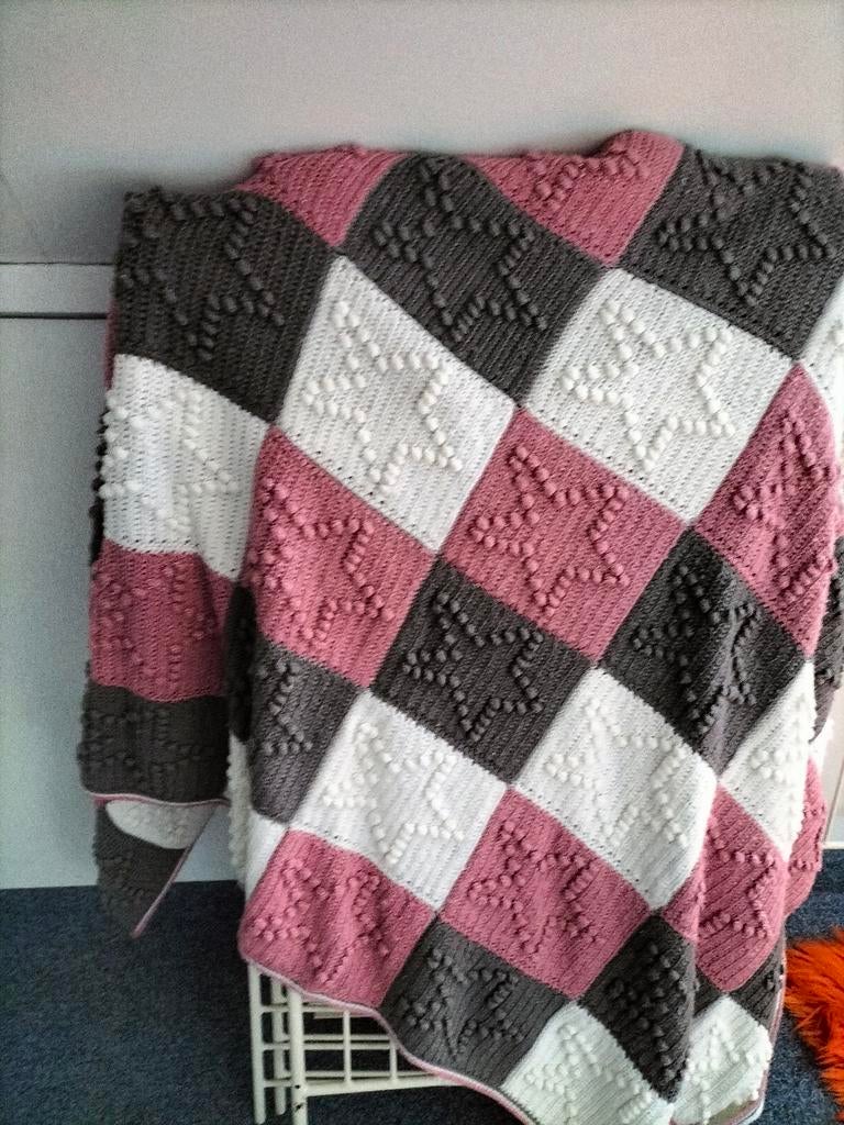 Granny Plaid, Ophalen of Verzenden, Zo goed als nieuw