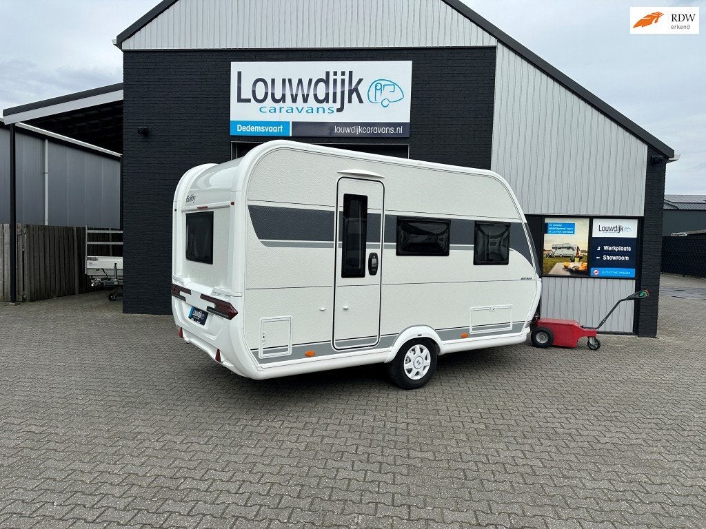 HOBBY On Tour 390 SF ’26 (Vastbed, Treinzit), Vast bed, Hobby, Bedrijf, 5 tot 6 meter