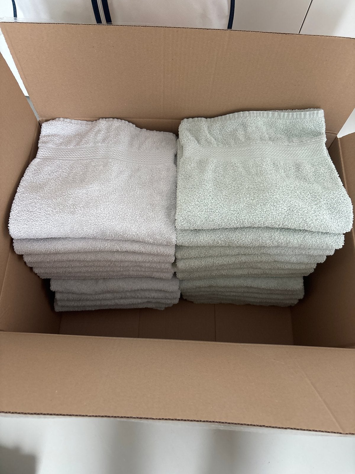 Gebruikte handdoeken Hema - 28 stuks, Huis en Inrichting, Badkamer | Badtextiel en Accessoires, Gebruikt, Meerkleurig, Overige merken
