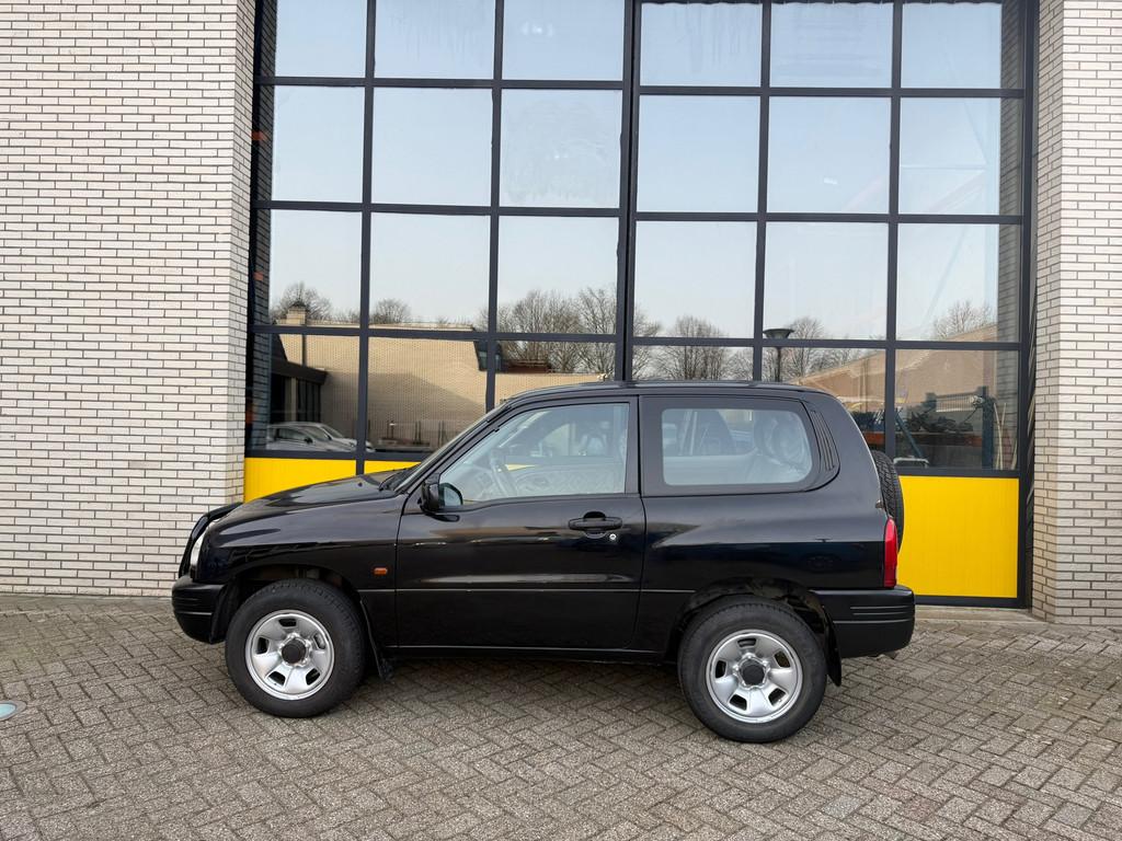 Suzuki Grand Vitara 2.0 Metal Top, Airco, Trekhaak, Euro 2, Metallic lak, Stof, 4 cilinders