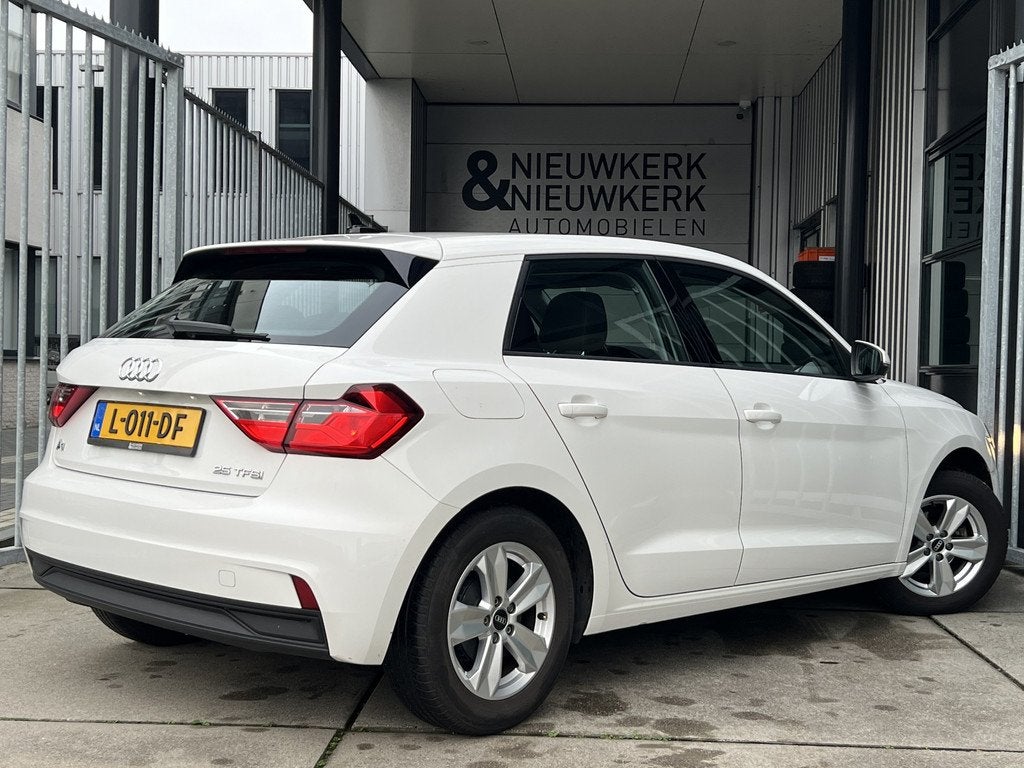 Audi A1 Sportback 25 TFSI Pro Line | CARPLAY | VIRTUAL COCKP, Stof, Met garantie (alle), Origineel Nederlands, Handgeschakeld