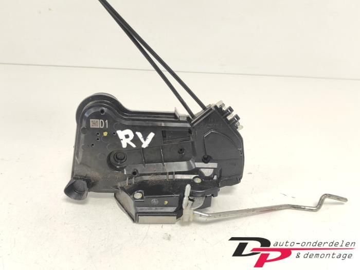 Deurslot Mechaniek 4Deurs rechts-voor van een Peugeot 108, Gebruikt, -, -, Ophalen of Verzenden