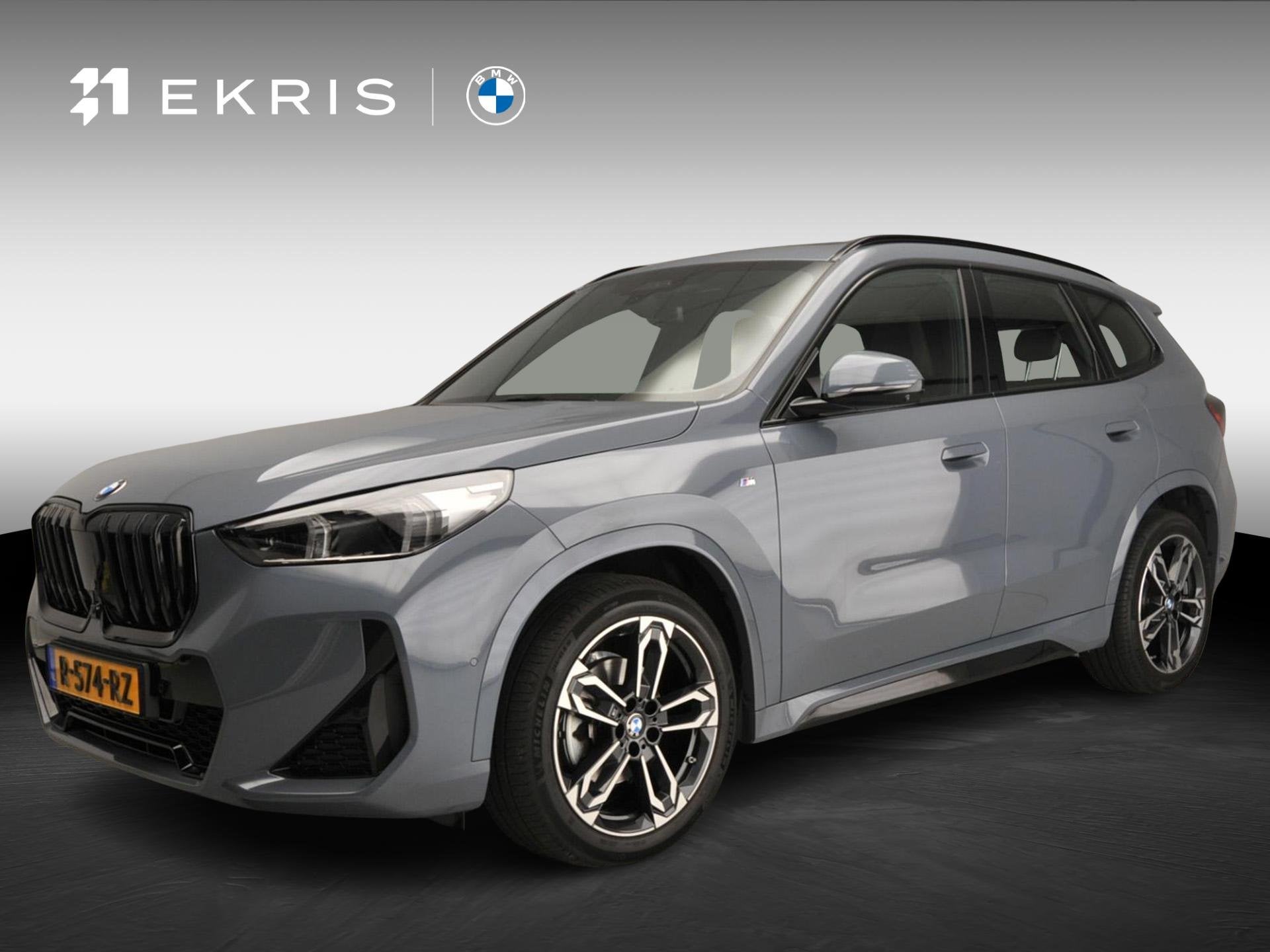 BMW X1 sDrive18i | M-Sportpakket | LED | Leder | HUD | Panor, 12 maanden, Gebruikt, Euro 6, 3 cilinders