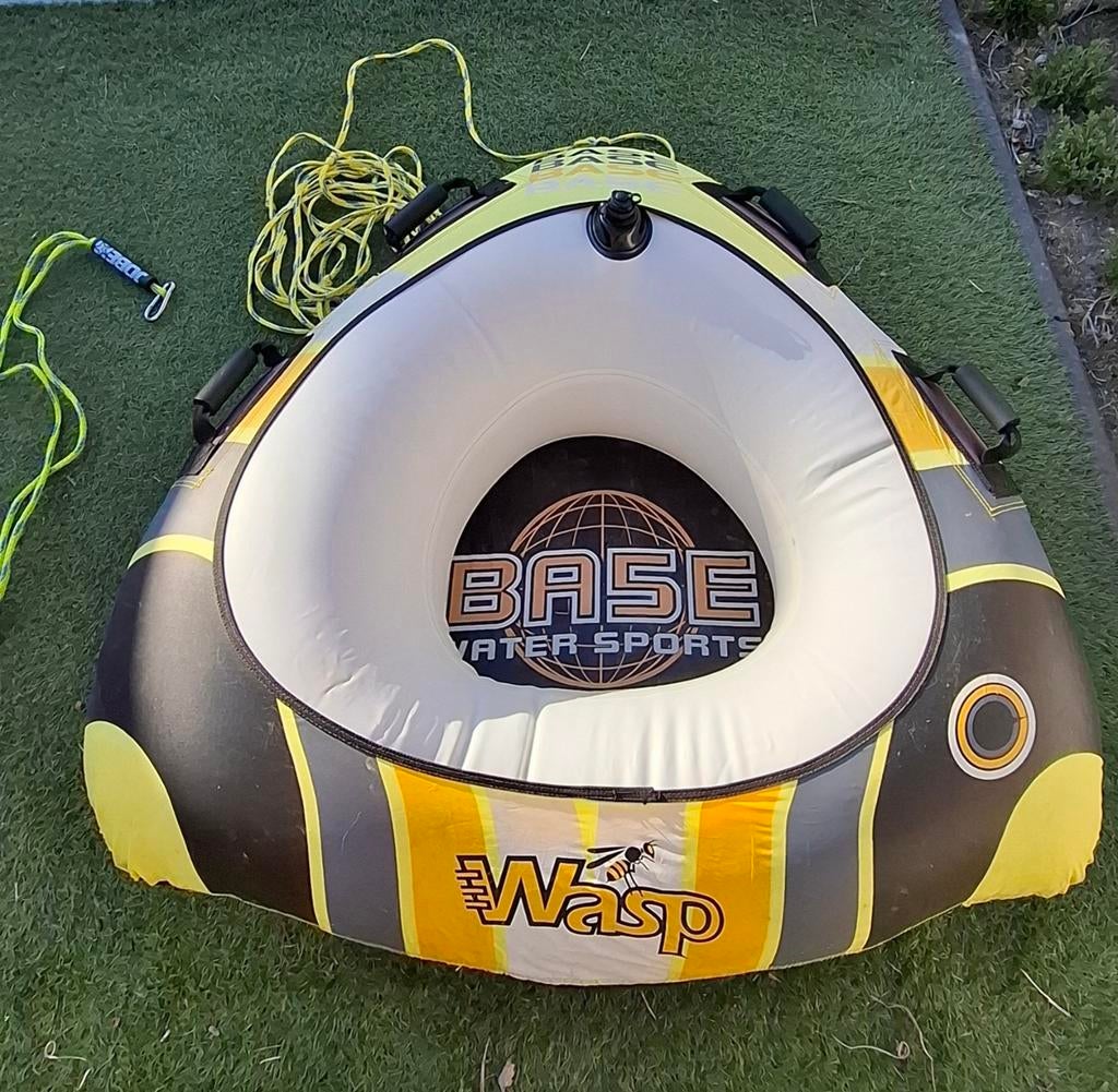 BASE Water Sports Wasp Band voor achter boot met sleeptouw, Watersport en Boten, Ophalen of Verzenden, Zo goed als nieuw