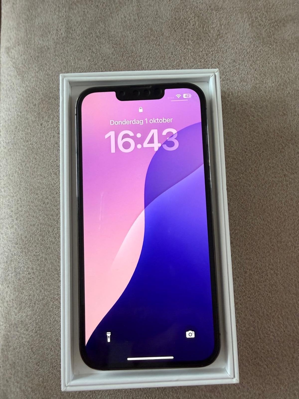 iPhone 13 Pro 128 GB Grafiet - Zo goed als nieuw