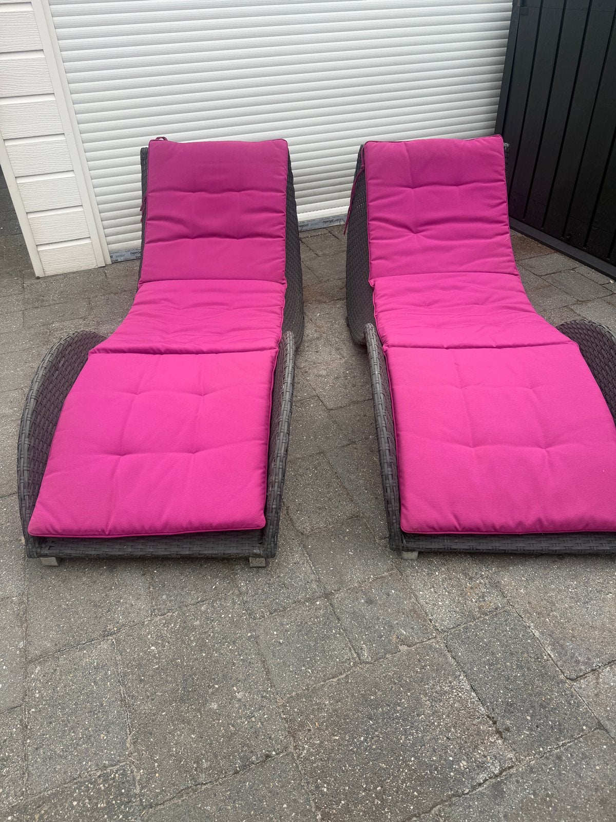 2 ligbedden met kussens, Tuin en Terras, Ligbedden, Ophalen, Gebruikt, Wicker