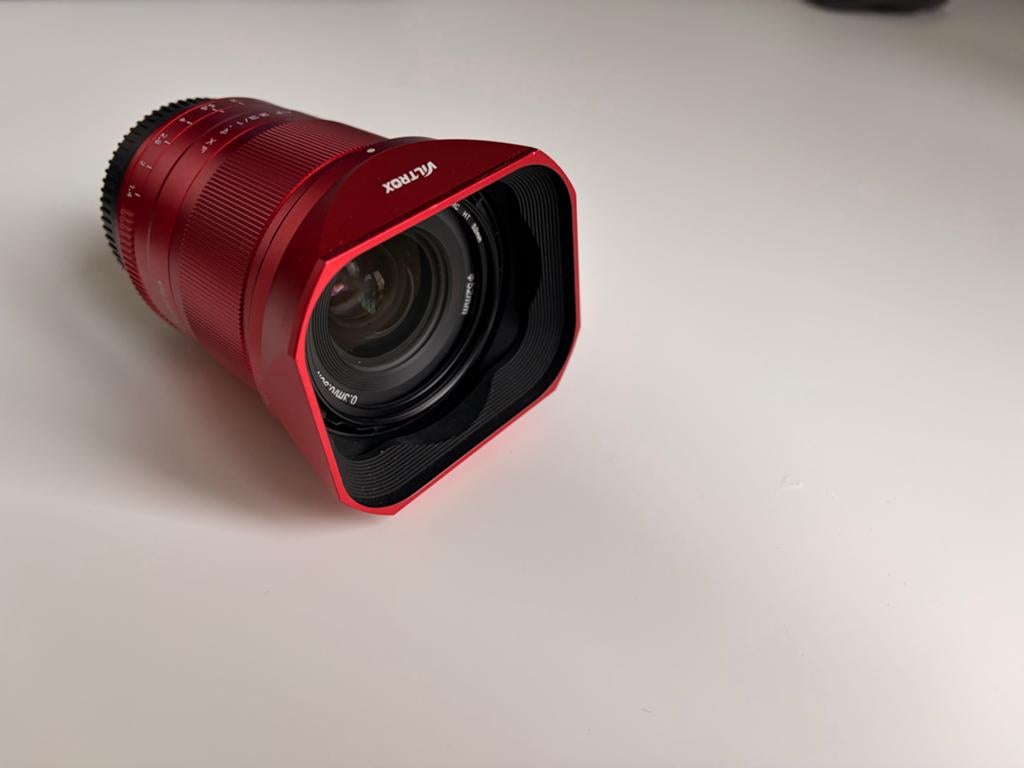 Viltrox AF 23mm F1.4 XF Rood - Zo goed als nieuw, Audio, Tv en Foto, Fotografie | Lenzen en Objectieven, Ophalen of Verzenden