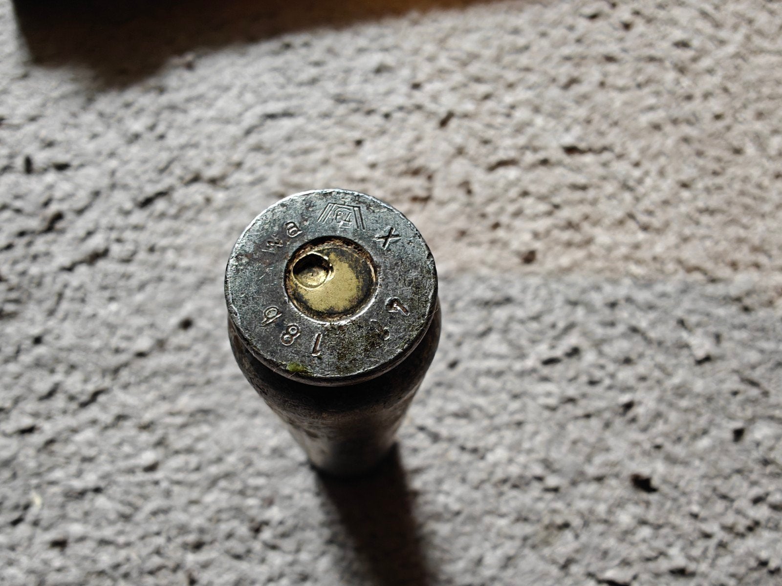Duitse 2cm MG FF huls met transportkoker wo2, Verzamelen, Militaria | Tweede Wereldoorlog, Ophalen of Verzenden, Luchtmacht, Duitsland