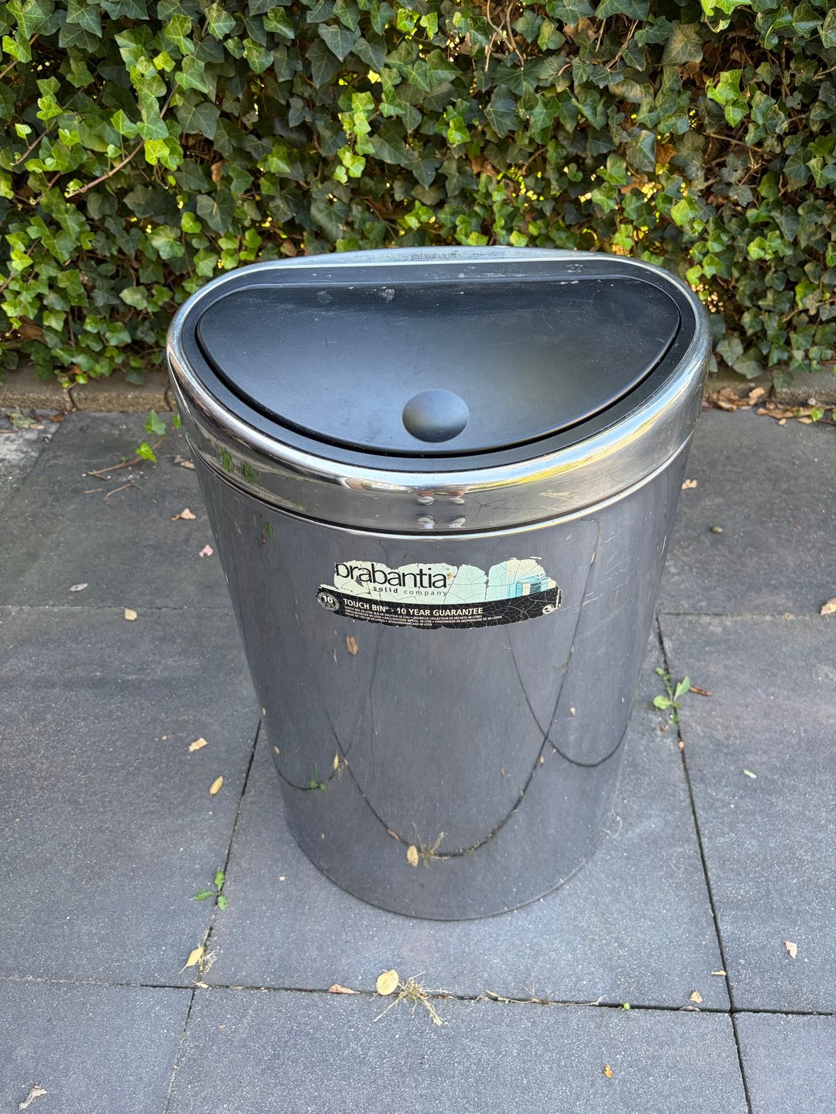 Brabantia 40 liter prullenbak met soft close deksel, Ophalen, 50 – 75, Gebruikt, 40 liter of meer