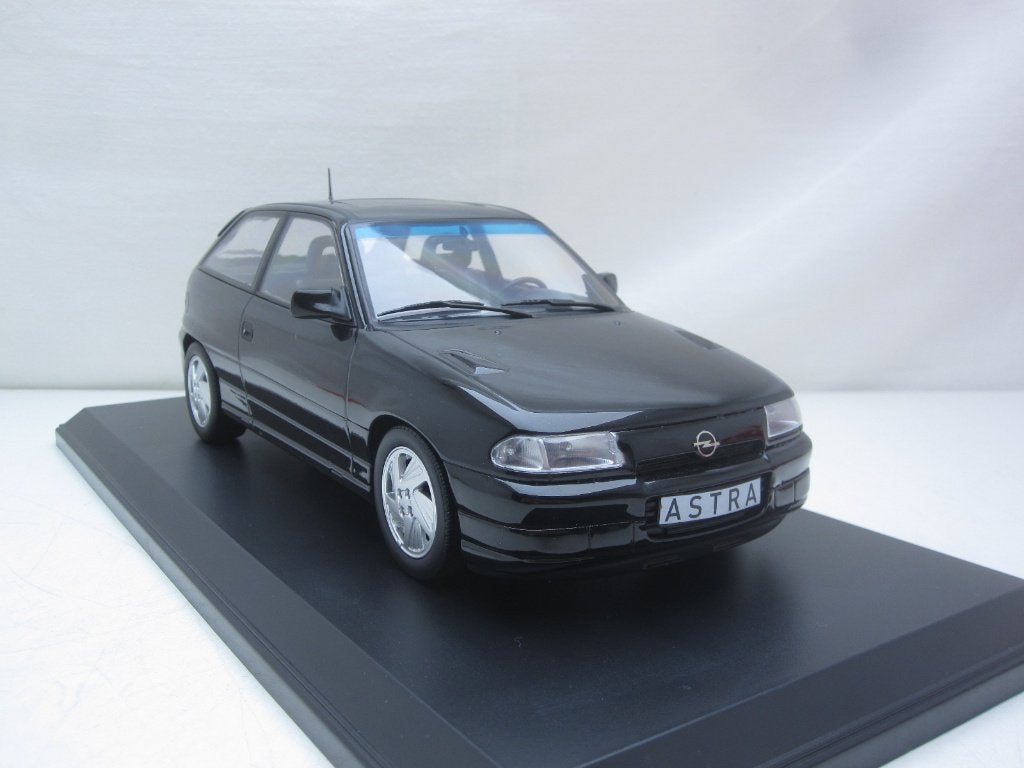 Opel Astra F GSi 1992 zwart 1:18 Norev Limited edition, Hobby en Vrije tijd, Modelauto's | 1:18, Ophalen of Verzenden, Nieuw, Auto