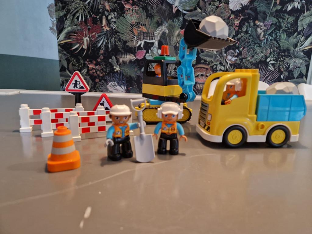 Lego Duplo Bouwplaats met voertuigen en figuren, Kinderen en Baby's, Speelgoed | Duplo en Lego, Gebruikt, Overige thema's, Ophalen of Verzenden