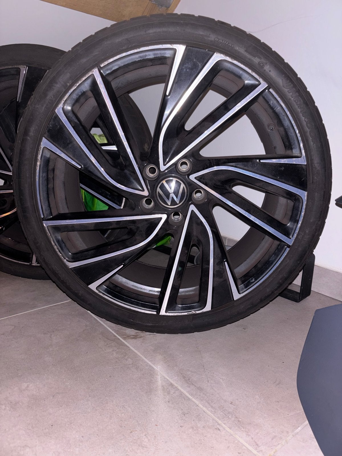 Volkswagen 19 inch velgen met banden, Auto-onderdelen, 19 inch, Gebruikt, Banden en Velgen, Ophalen of Verzenden