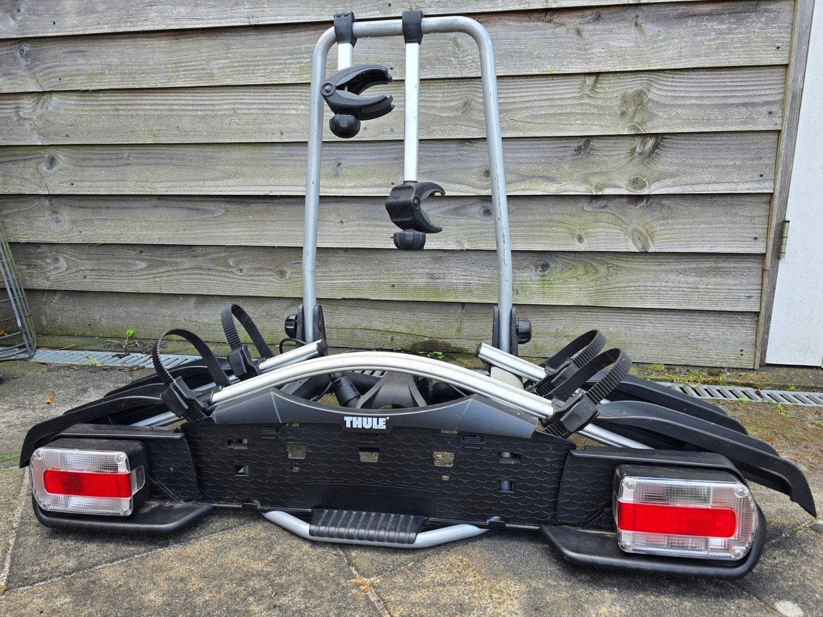 Thule Euroway 921 fietsendrager met kantelfunctie en slot, Auto diversen, Fietsendragers, Ophalen, 2 fietsen, Gebruikt, Trekhaakdrager