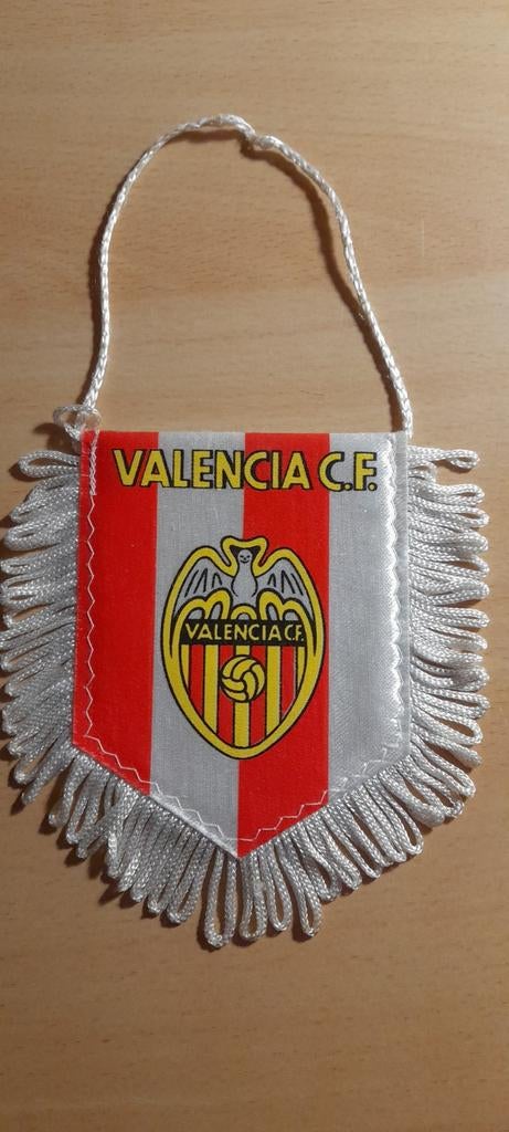 Valencia vaantje   Spanje, Ophalen of Verzenden, Nieuw, Buitenlandse clubs, Vaantje of Sjaal