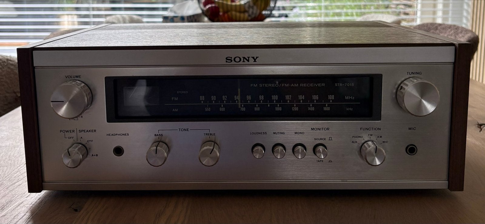 Sony STR-7015 FM Stereo/FM-AM Receiver - Vintage Tuner, Ophalen, Gebruikt, Analoog