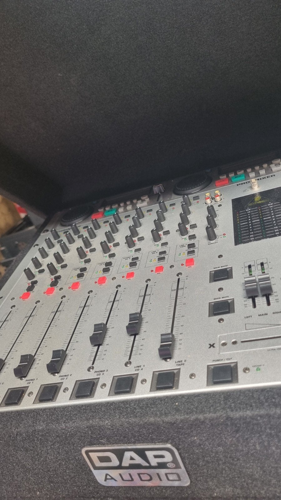 Complete dj-set met mengpaneel, boxen, verlichting, rook, Muziek en Instrumenten, Mengpanelen, Gebruikt, Ophalen