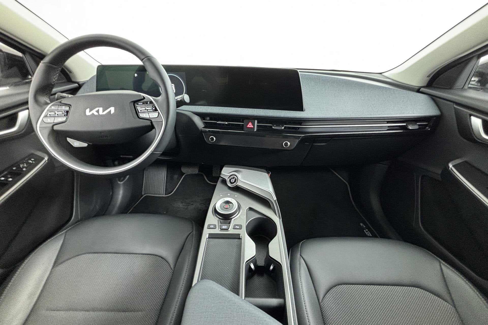 Kia EV6 Light 58 kWh Slim, zuinig en klaar voor de toekomst, Auto's, Automaat, Gebruikt, 750 kg, Leder en Stof