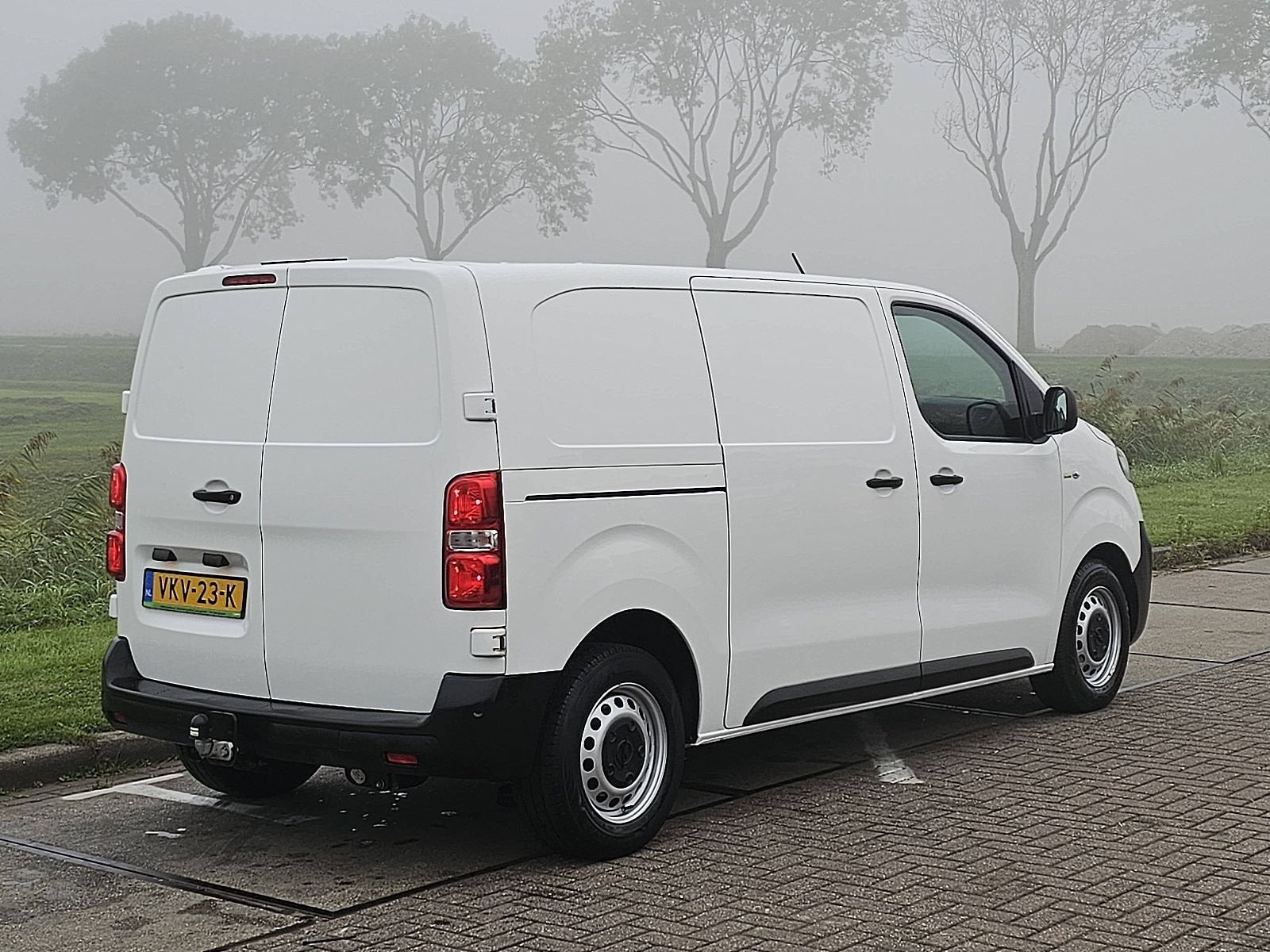 OPEL VIVARO 1.5 L2 3-Zits/Leer Euro6 NAP Airco Trekhaak Wp-i, Gebruikt, Euro 6, Verwarmde buitenspiegels, Wit
