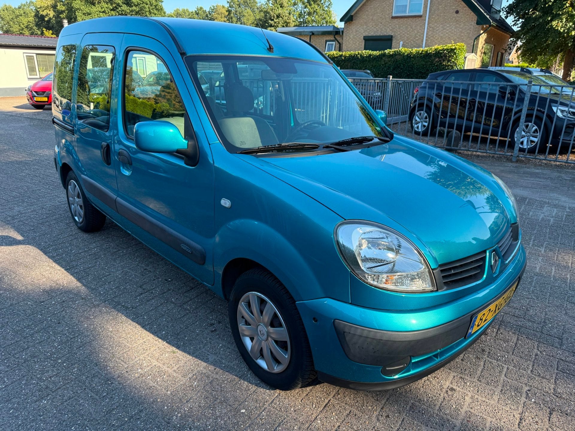 Renault Kangoo 1.6-16V 5-DRS Privilège Helios AIRCO DUBB.SC, Auto's, Stof, Gebruikt, Metallic lak, Blauw