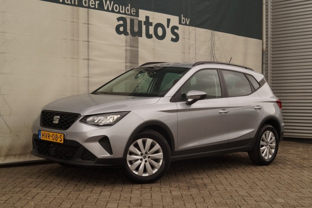 SEAT Arona 1.0 TSI Style -NAVI-LED-DIGI-ECC-PDC- (bj 2024), Auto's, Seat, Voorwielaandrijving, Dealer onderhouden, Stof, Gebruikt