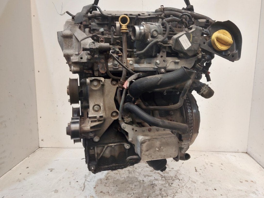 Motor Renault Trafic (1FL/2FL/3FL/4FL) 2015 8201537977, Gebruikt, Renault Deutschland AG, Dialog.deutschland@renault.de, Peter-Huppertz-Straße 5, Köln 51063, , Duitsland