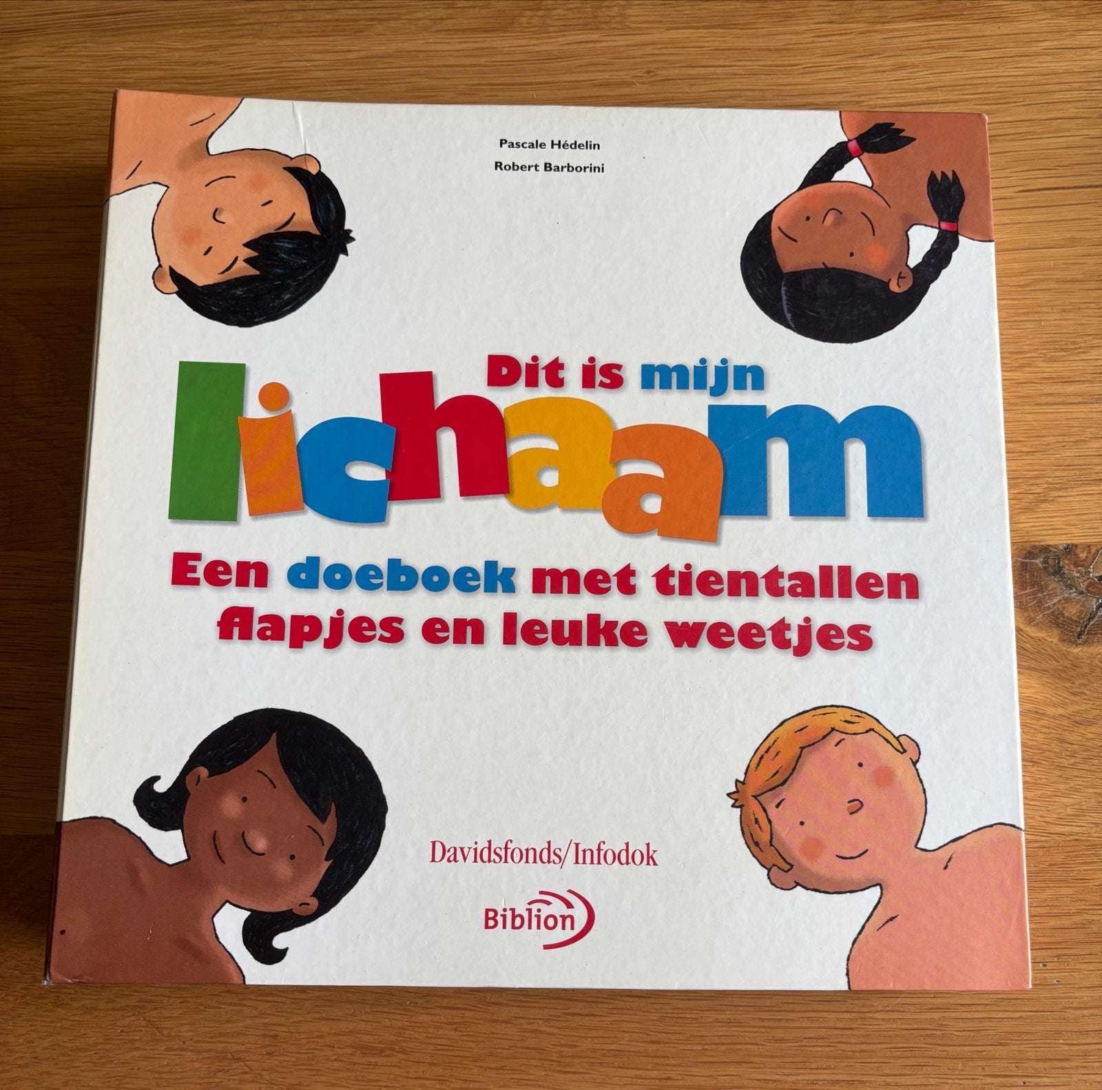 Dit is mijn lichaam - Doe-boek met flappen en weetjes, Ophalen of Verzenden, Gelezen, Non-fictie
