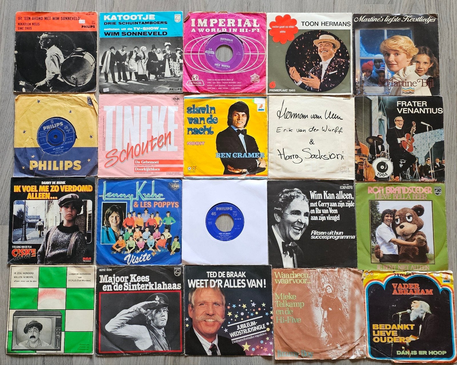 Grote verzameling 60 stuks vinyl singles, Ophalen of Verzenden, Gebruikt, 7 inch, Nederlandstalig