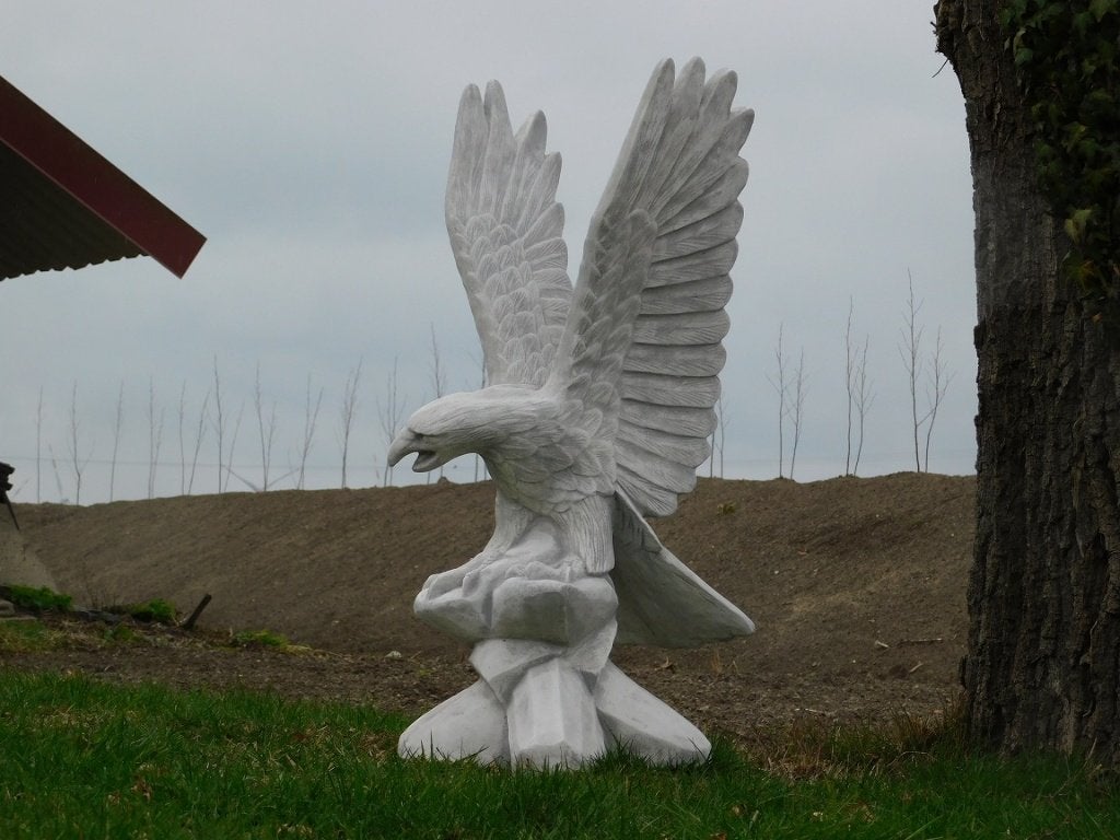 Adelaar met vleugels omhoog - vol steen, Tuin en Terras, Tuinbeelden, ., Ophalen of Verzenden, ., .