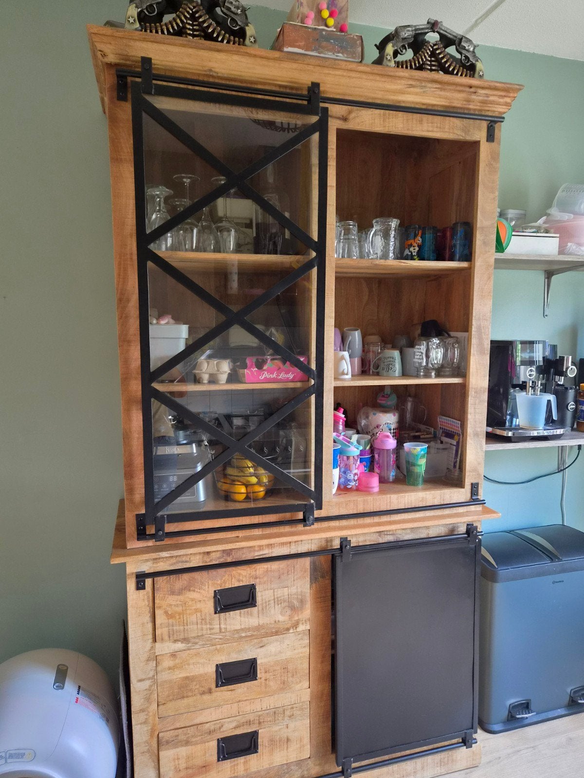 Mooie buffetkast, 120x50x220 cm, in 2 delen, Ophalen, Glas, 200 cm of meer, Zo goed als nieuw