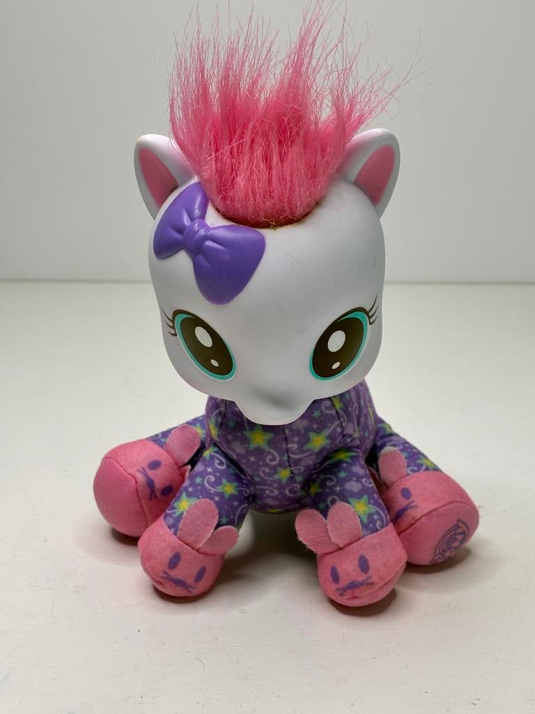 My Little Pony G4 Lullaby Moon So Soft popje 2012, Kinderen en Baby's, Speelgoed | My Little Pony, Ophalen of Verzenden, Gebruikt