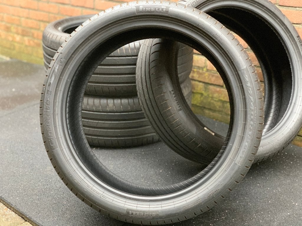 NIEUW | 4 x A Merk 215/40 R18 XL Zomerbanden (2 Sets), Auto-onderdelen, 18 inch, 215 mm, Nieuw, Ophalen of Verzenden