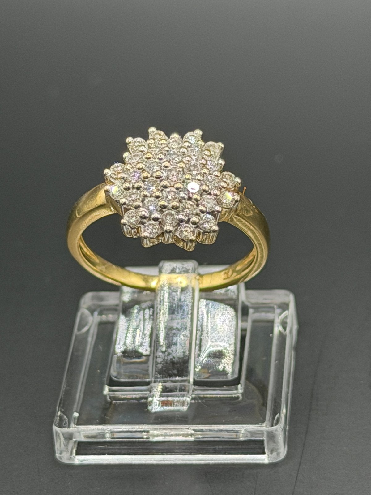 Prachtige 18K gouden ring met natuurlijke diamanten- 16,5mm, Ophalen of Verzenden, Kleiner dan 17, Met edelsteen, Dame