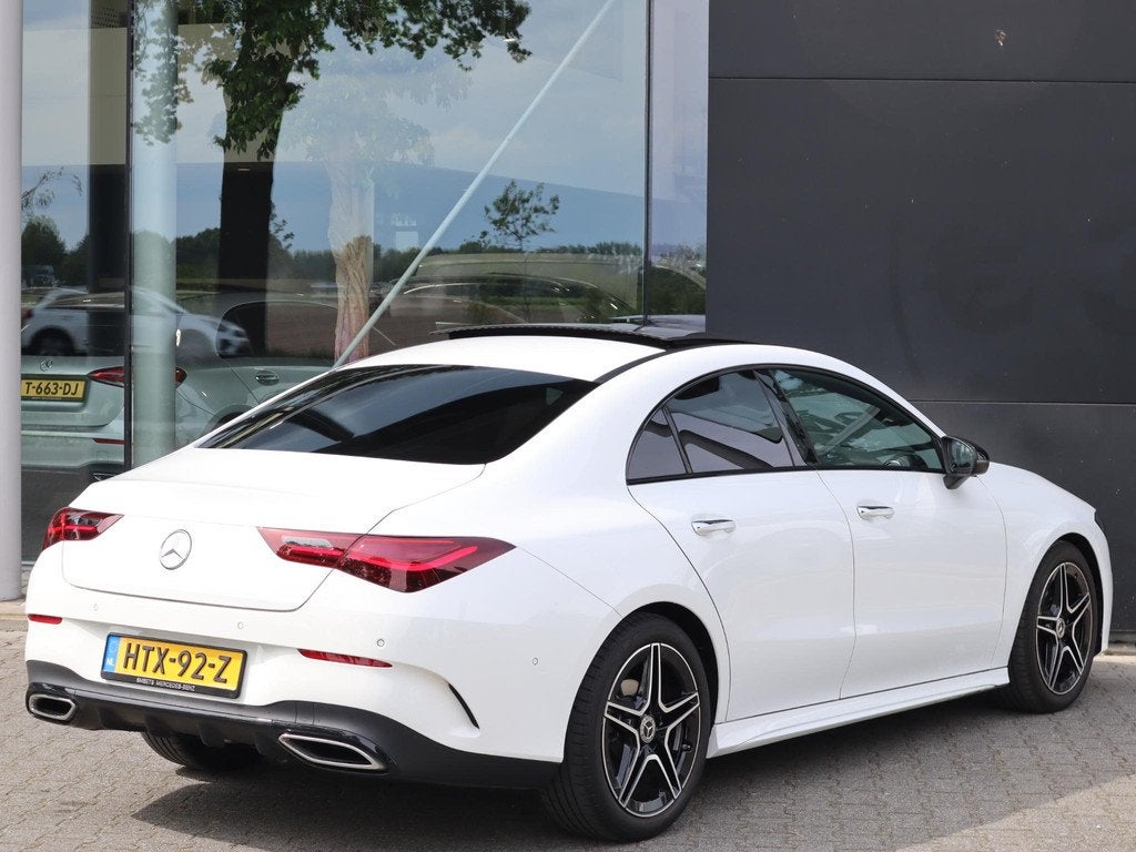 Mercedes-Benz CLA-klasse 180 Business Solution AMG, Auto's, Mercedes-Benz, CLA, 136 pk, Gebruikt, 4 cilinders