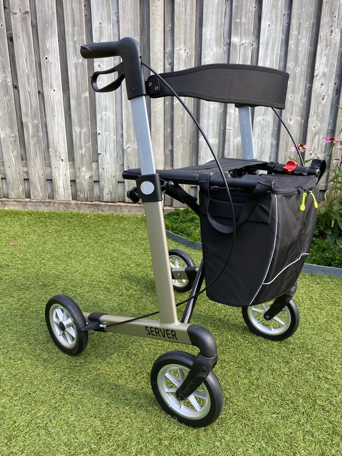 Rehasense Server Comfort L - Top rollator - Nieuwstaat!, Diversen, Ophalen, Lichtgewicht, Zo goed als nieuw