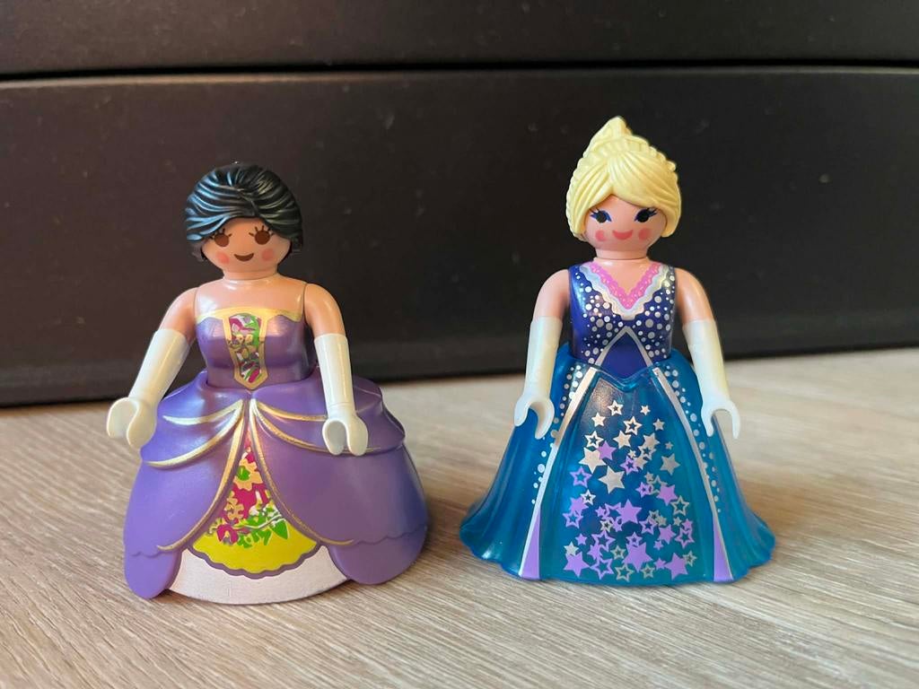2 Playmobil prinsessen - paars en blauw, Ophalen of Verzenden, Zo goed als nieuw, Los playmobil