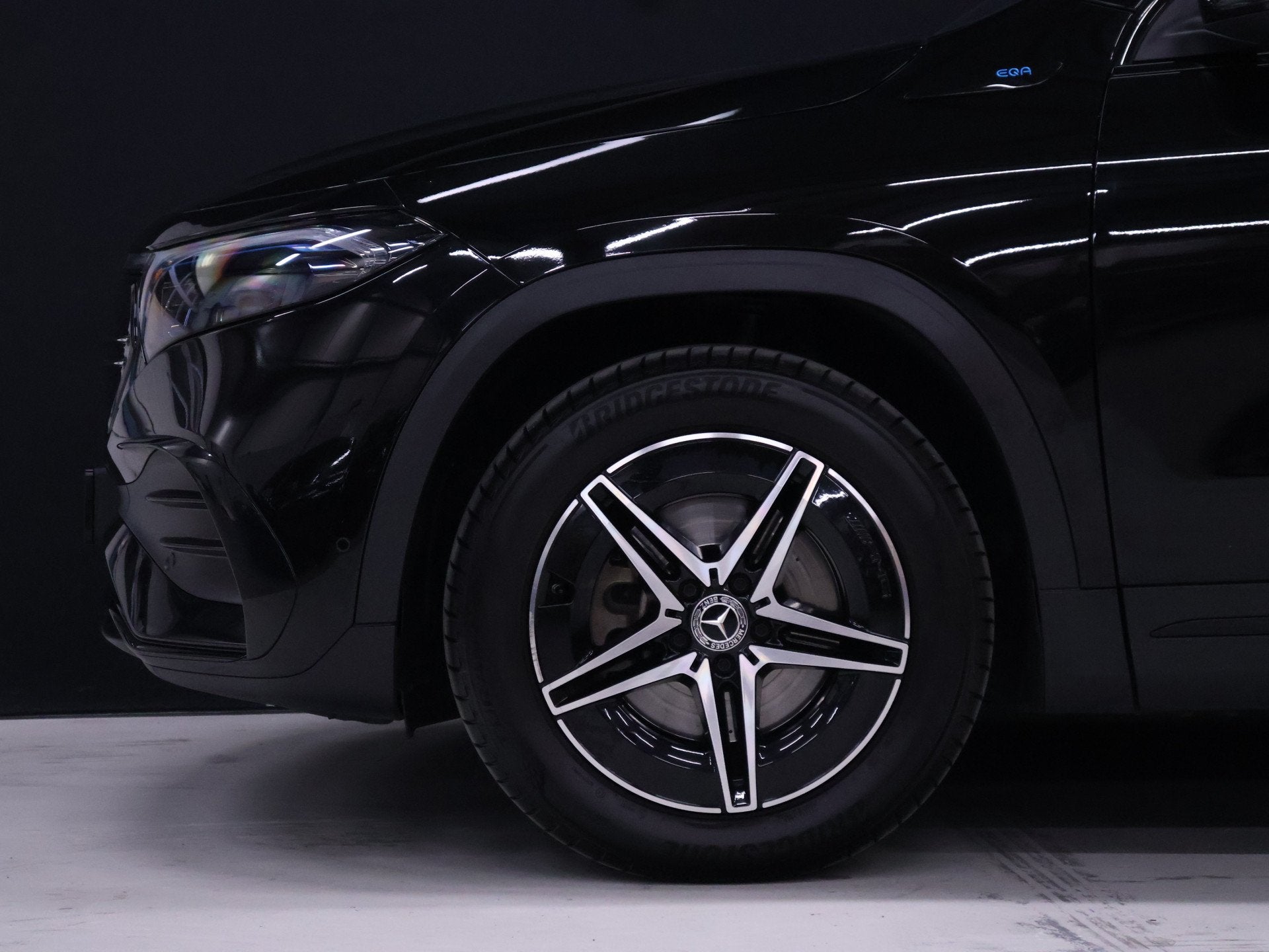 Mercedes-Benz EQA 250 Business Solution AMG 67 kWh [ADAPTIVE, Auto's, Mercedes-Benz, 1940 kg, Gebruikt, Origineel Nederlands, 430 km