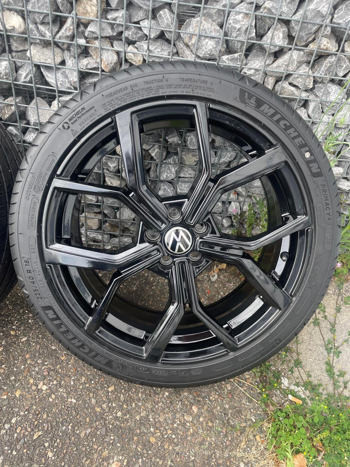 18” Volkswagen Polo velgen 5x100 + michelin 225 40 18, 18 inch, Banden en Velgen, Nieuw, Ophalen of Verzenden