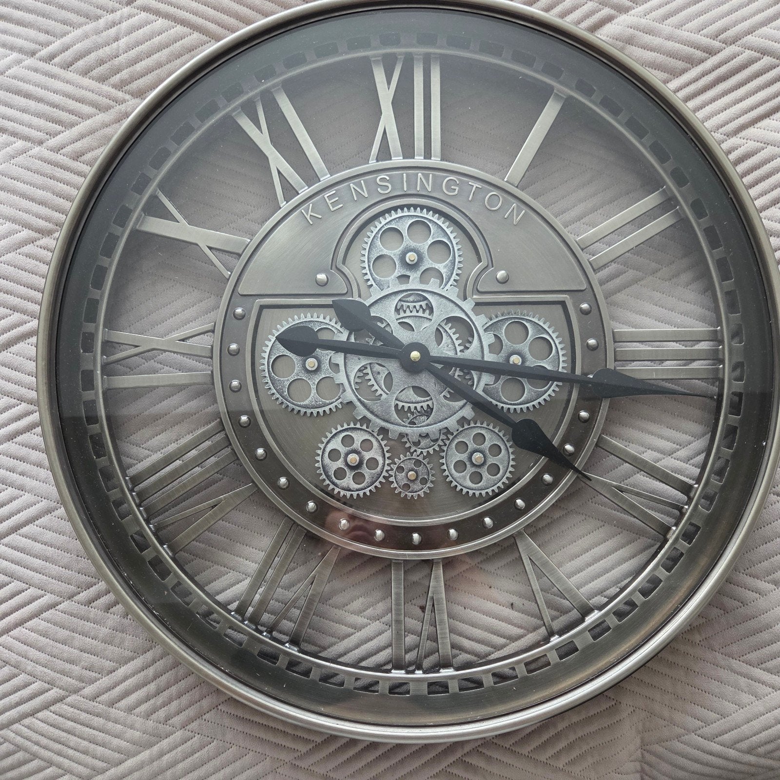 Grote wandklok Kensington 50 cm - Zichtbaar uurwerk, Ophalen, Zo goed als nieuw