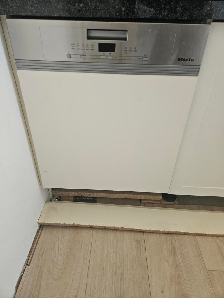 Miele vaatwasser, Witgoed en Apparatuur, Ophalen, Inbouw, Minder dan 85 cm