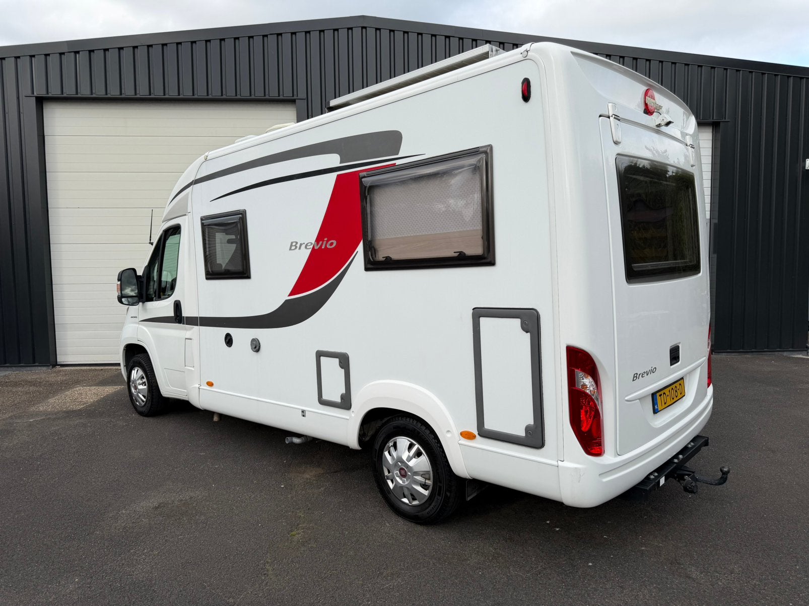 Burstner Brevio compacte camper - buscamper - SUPER COMPLEET, Ringverwarming, Fiat, Particulier, Bürstner