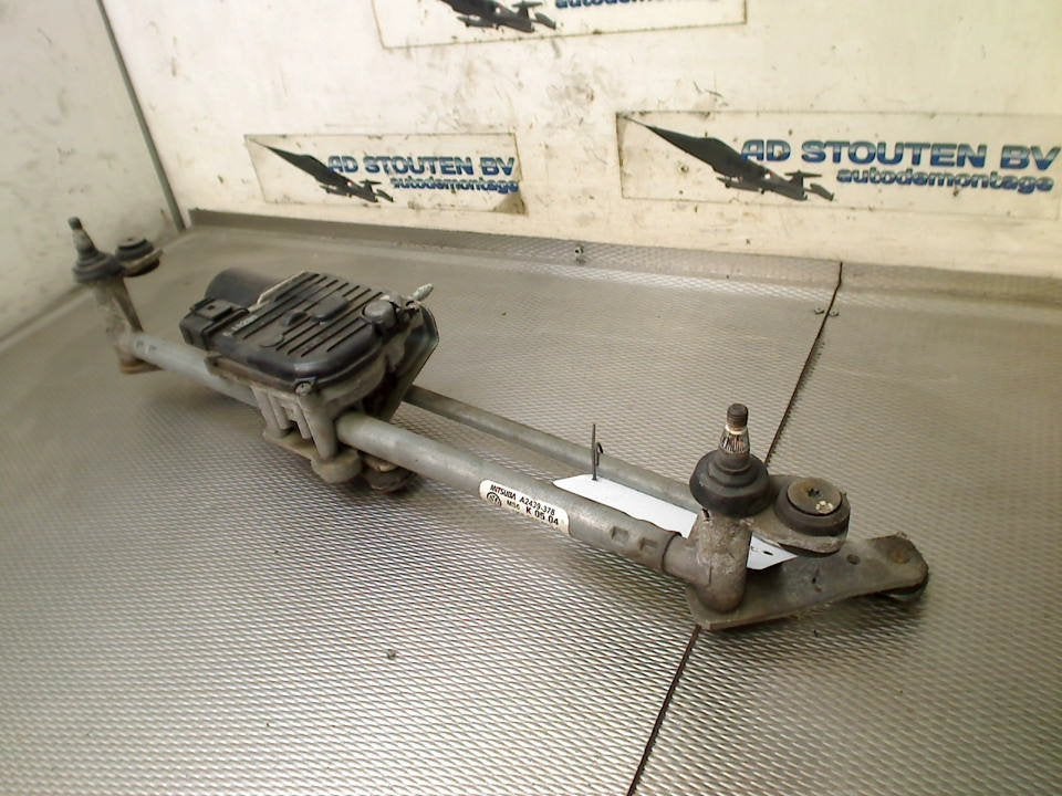 Ruitenwisser Mech + Motor Scirocco (137/13AD) 2011, Gebruikt, Volkswagen, Volkswagen AG, Kundenbetreuung@volkswagen.de