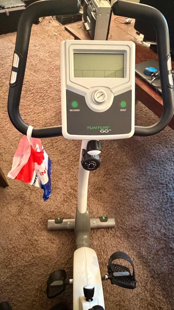 Tunturi GO 30 Hometrainer - Zo goed als nieuw, Ophalen of Verzenden, Zo goed als nieuw, Metaal, Benen