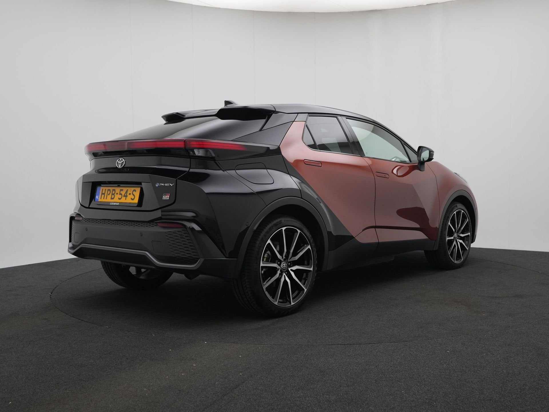 Toyota C-HR 2.0 Plug-in Hybrid 220 GR SPORT PLUS | Voorruit-, Auto's, Toyota, 12 maanden, 4 cilinders, Leder en Stof, Bedrijf