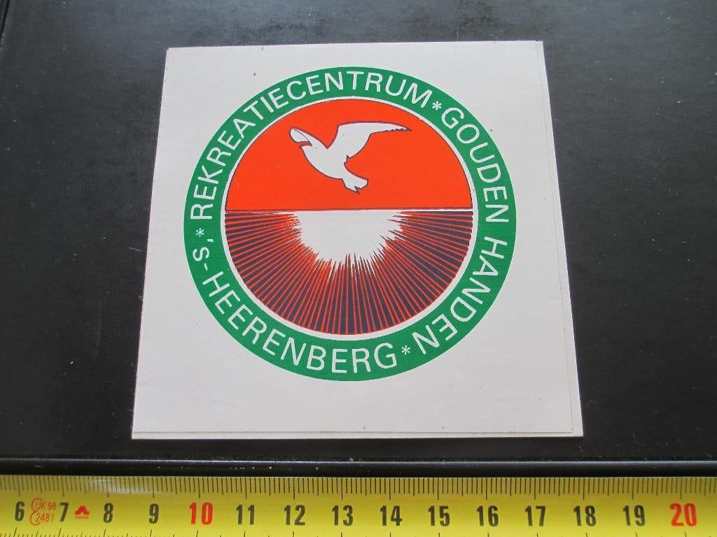sticker 's-Heerenberg Rekreatiecentrum Gouden Handen, Ophalen, Zo goed als nieuw
