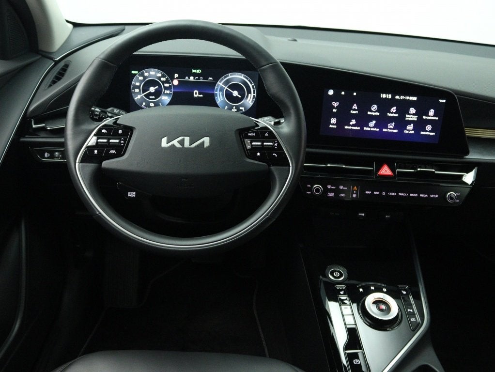 Kia Niro EV DynamicLine 64.8 kWh 204PK | Navigatie | Camera, 0 cilinders, Gebruikt, 1657 kg, Leder en Stof