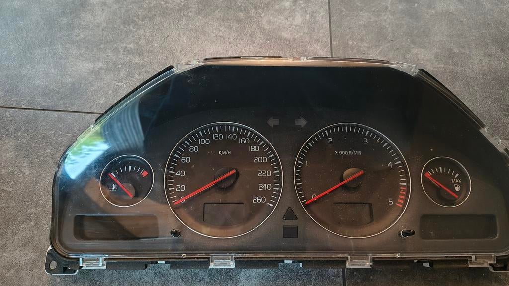Instrumentenpaneel km teller Volvo V70 II (00-08) 8673262, Ophalen, Volvo