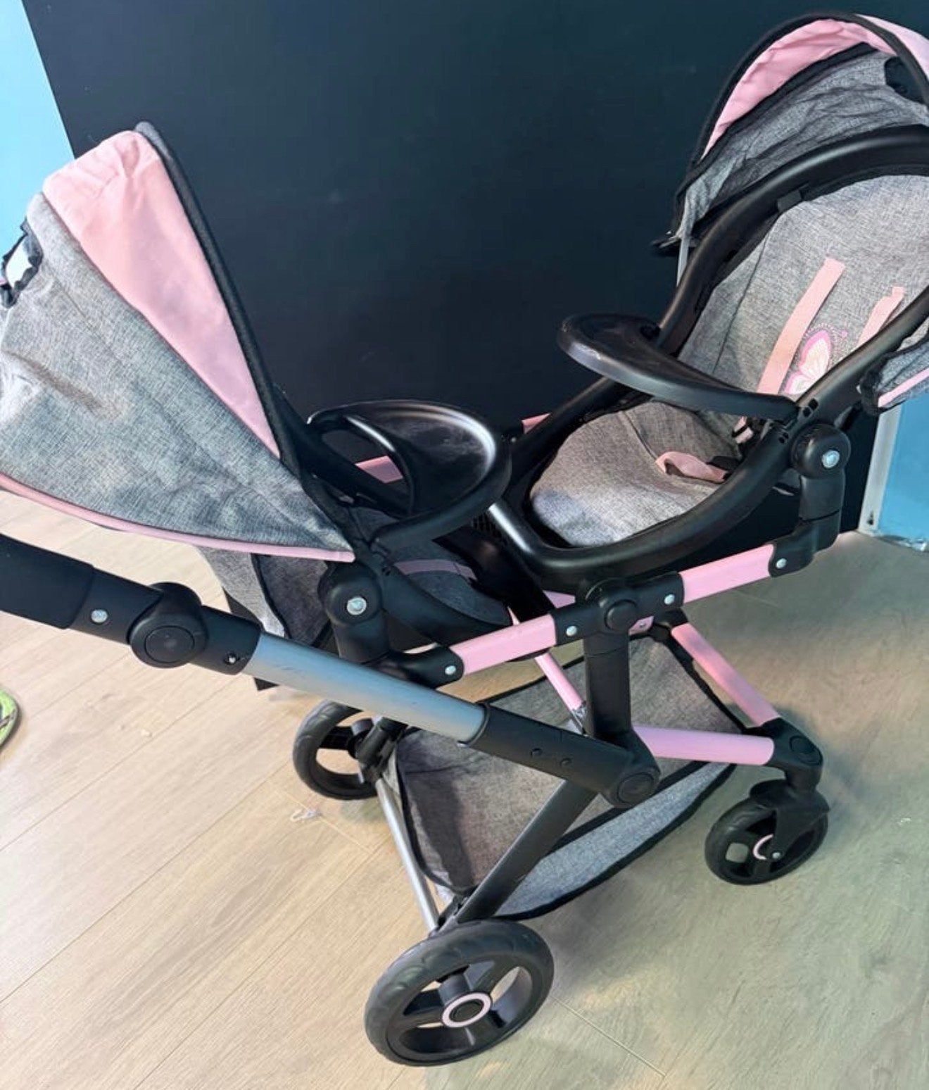Poppenwagen tweeling roze/grijs, Ophalen, Gebruikt, Overige typen