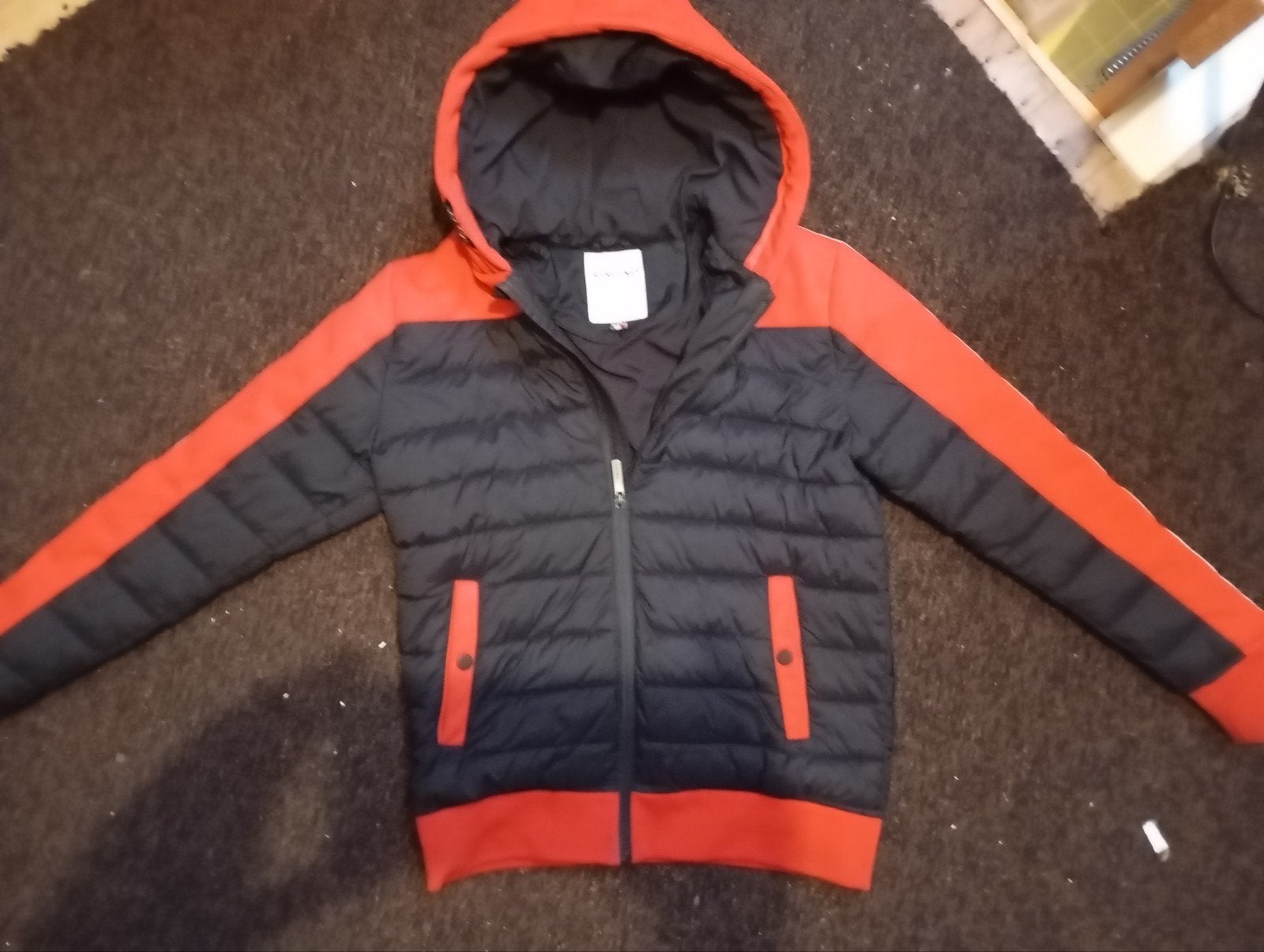 Vingino winterjas zwart rood maat 176, Ophalen of Verzenden, Jongen, Jas