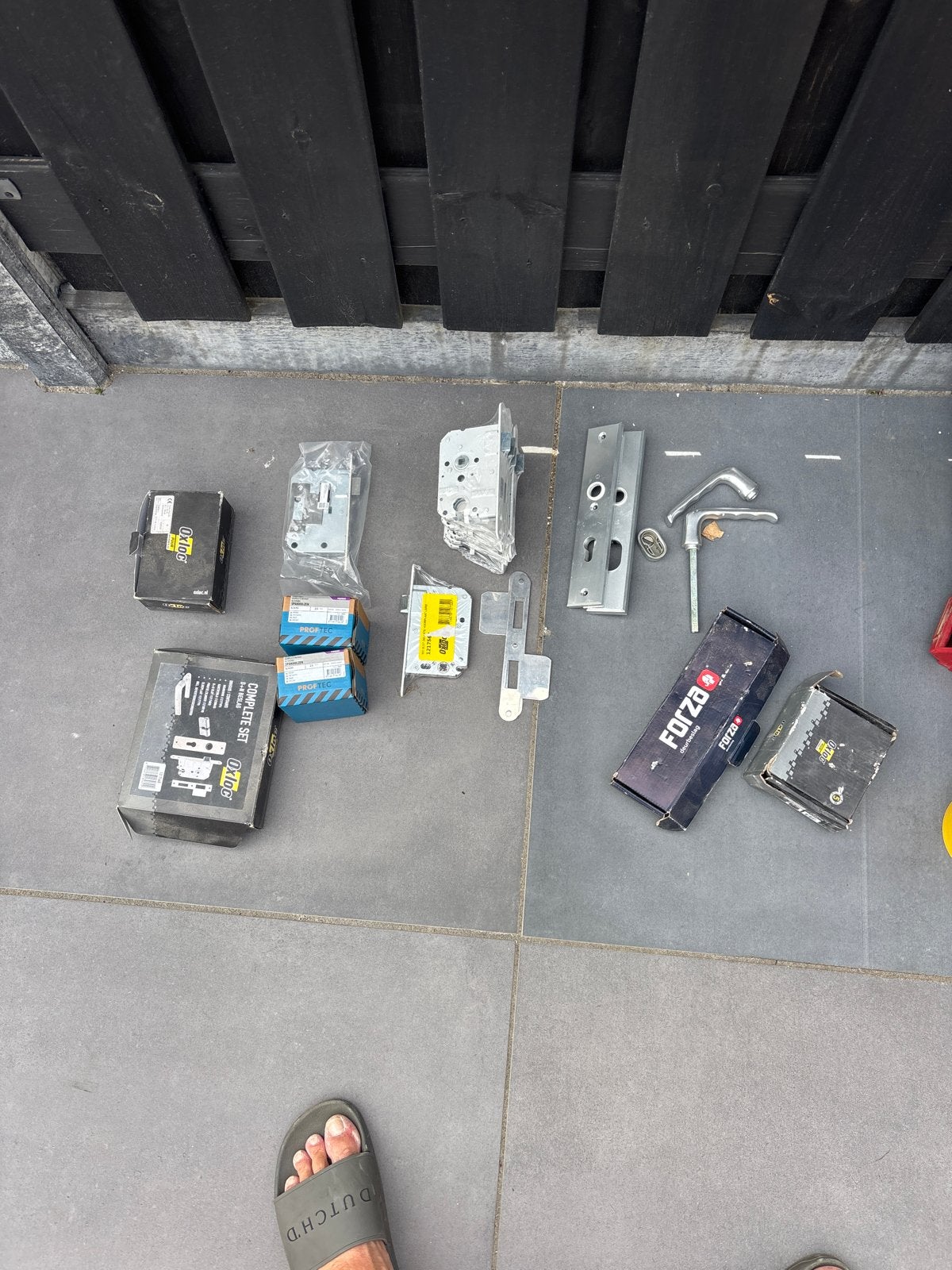 Diverse deurbeslag en sloten - Nieuw en gebruikt, Ophalen of Verzenden, Gebruikt, Overige materialen, Overige typen
