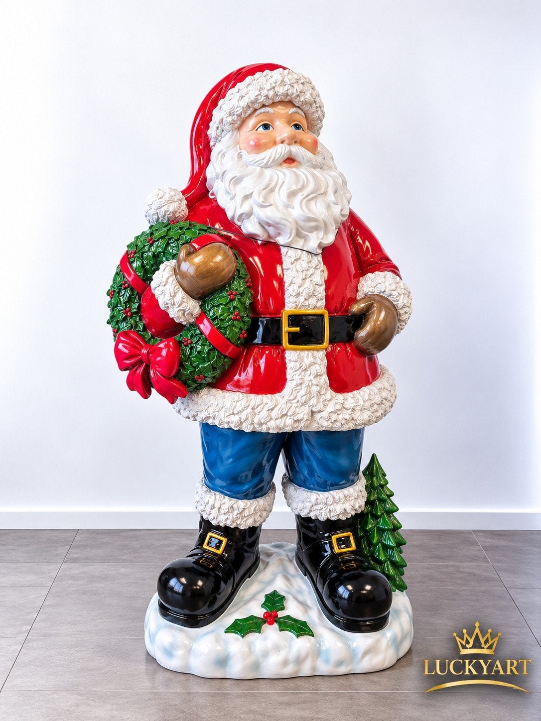 Kerstman met Krans 93 cm – Polyester Beeld – €175, Ophalen